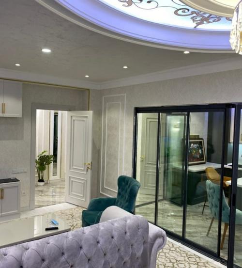 4 комнаты, почти 100 кв. 06