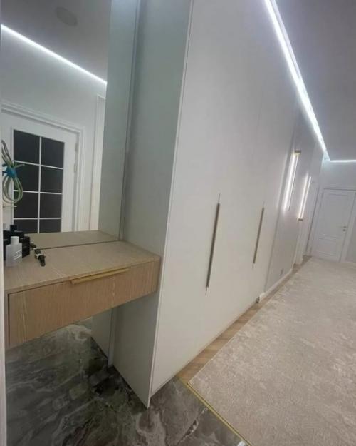 4-Комнатная, площадью 125, 1 кв. 06