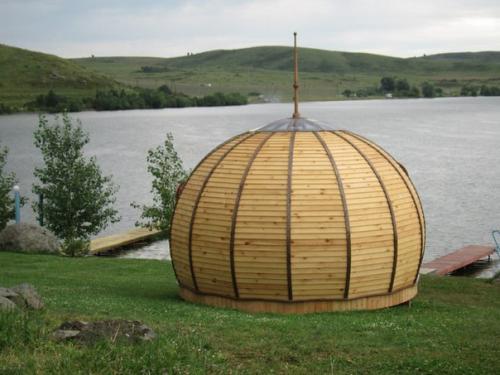 Купольные бани, сама конструкция достаточно новая на рынке строительства бань. 03