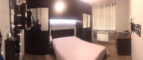 Собственный проект, все делалось своими руками, за исключением мебели. 06