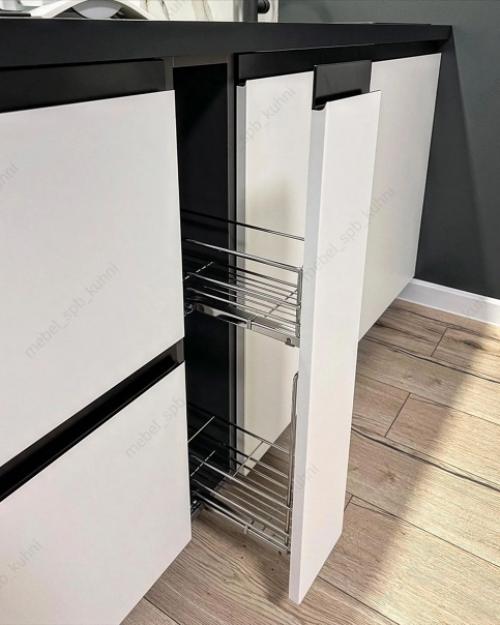 А мы решили сделать вот такую кухню. 09