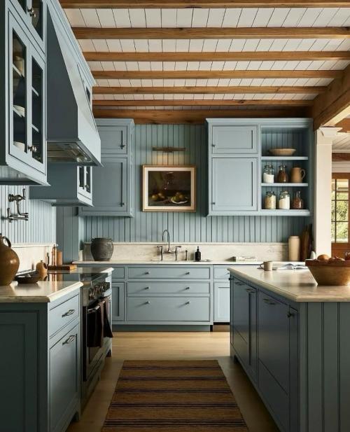 Интерьер этого загородного дома построен на тонком балансе между архитектурой и окружающей природой - они словно продолжают друг друга. 02