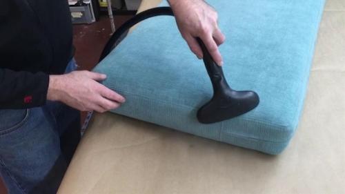 Бархатная мебель определенно придаст лоска вашему интерьеру. 02