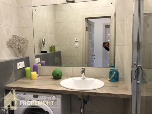 А вот и наша красивая квартирка после ремонта! 05