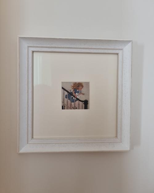 Детская комната.  Часть комнаты там, где висят три светильника - это бывшая лоджия. 06