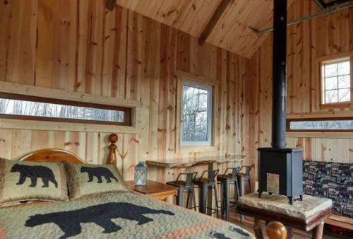 Дом на скале - это редкое и выразительное сочетание архитектуры и природного ландшафта, где строение словно становится продолжением самой скалы. 02 Дом на скале - это редкое и выразительное сочетание архитектуры и природного ландшафта, где строение словно становится продолжением самой скалы. 02