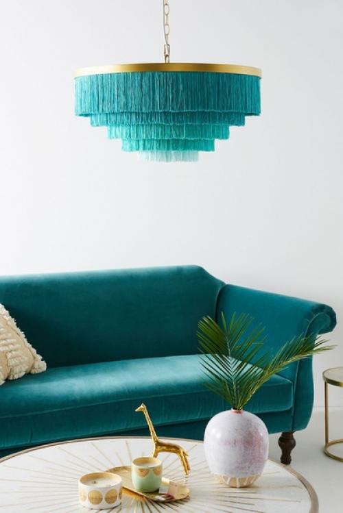 Самыми стильными светильниками в 2020 году считаются модели в стиле ретро, модульные светильники и подвесные люстры. 01