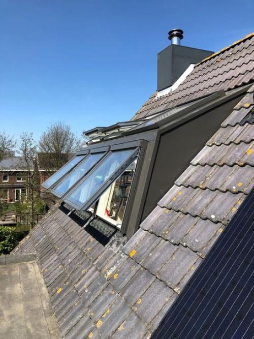 Люкарна (слуховое окно) - это окно в скате крыши. 03