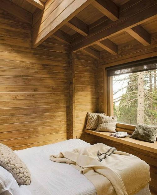 Сочетает в себе природную эстетику, современный комфорт и архитектурную выразительность. 02