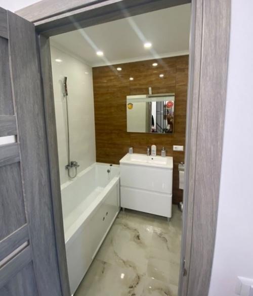 Сделали капитальный ремонт в квартире для последующей аренды. 05