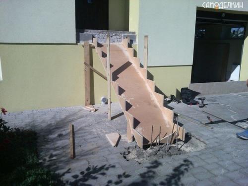 Крыльцо из бетона своими руками. 02