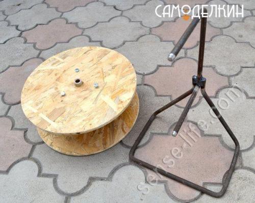 Органайзер для электрического кабеля в виде катушки. 06