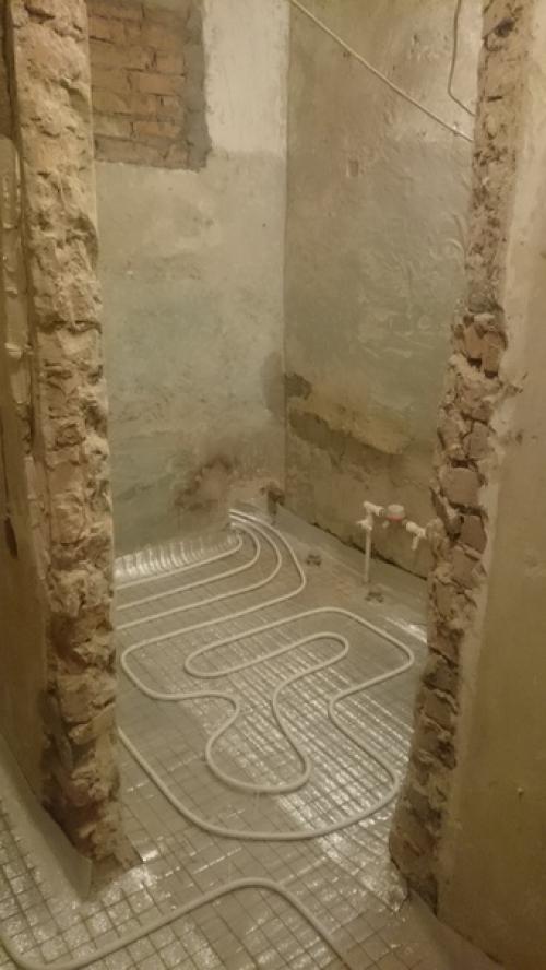 Вот и завершающий штрих в виде ванной комнаты. 02