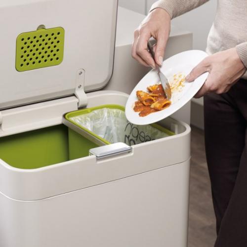 Контейнеры Intelligent Waste, специально созданы для сортировки и утилизации самых разных видов мусора: пластика, стекла, пищевых отходов. 03