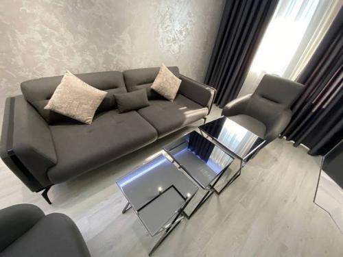 Кухня - гостиная в новостройке после капитального ремонта. 05