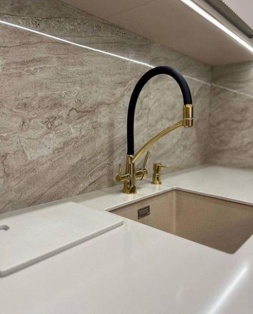 Теперь я могу показать то что у нас получилось. 04