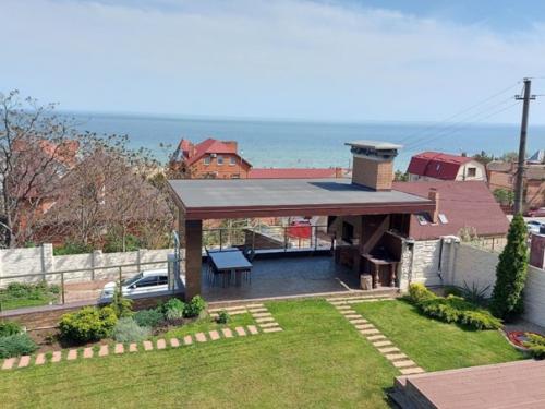 Спланирован в 3 х уровнях. 1. 07