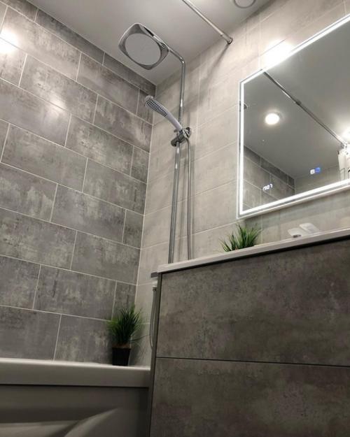 Чуть больше 8 дней на капитальный ремонт в санузлах. 02