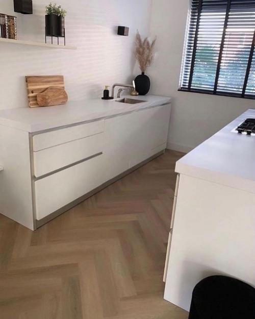 Вот такие интерьеры загородных домов я просто обожаю. 03