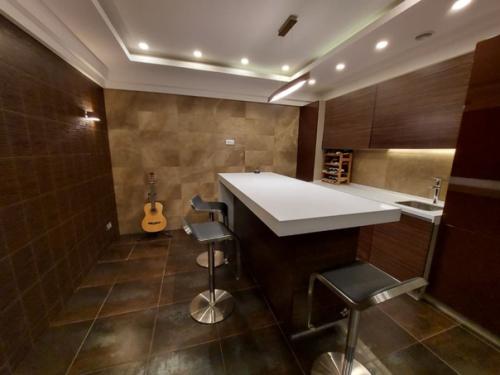 Спланирован в 3 х уровнях. 1. 08