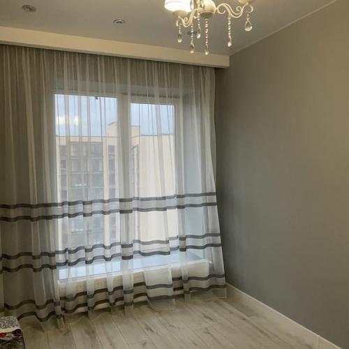 70 кв.  м. кухня - студия + 2 спальни. 05