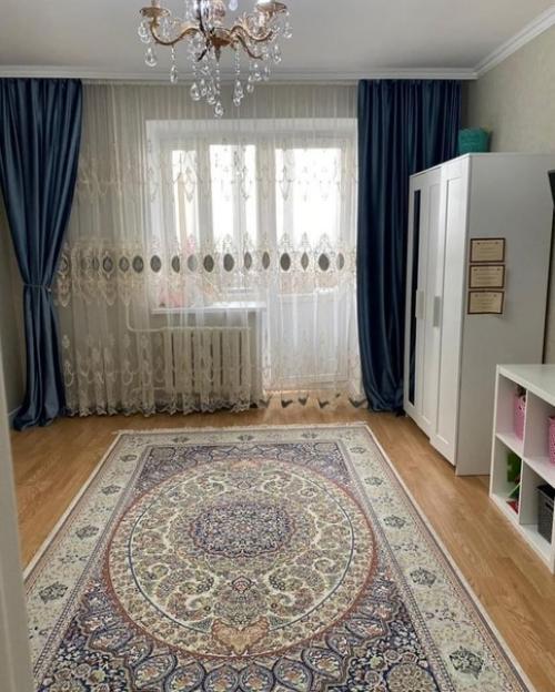 После однушки эта квартира просто дворцом кажется. 04