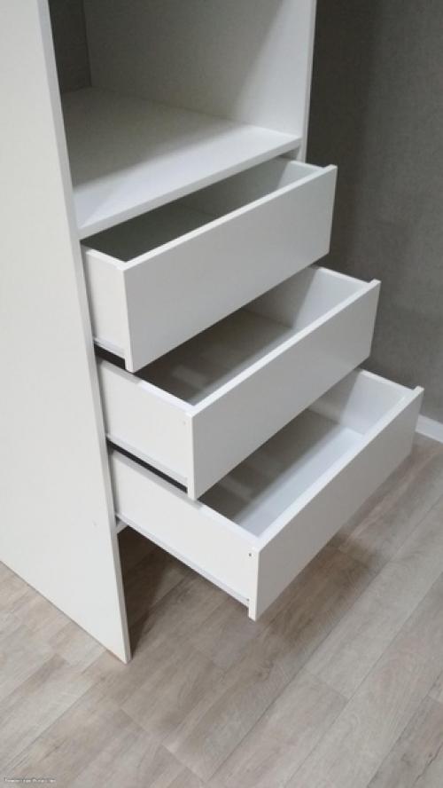 Сам собрал гардеробную. 03