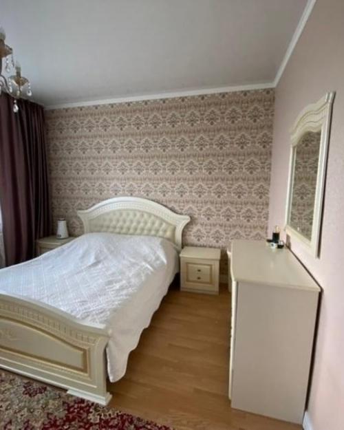 После однушки эта квартира просто дворцом кажется. 05