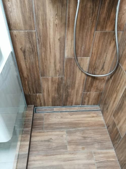 Сан.  Узел с душевой в строительном исполнении в трехкомнатной хрущевке после небольшого расширения и кап. 03