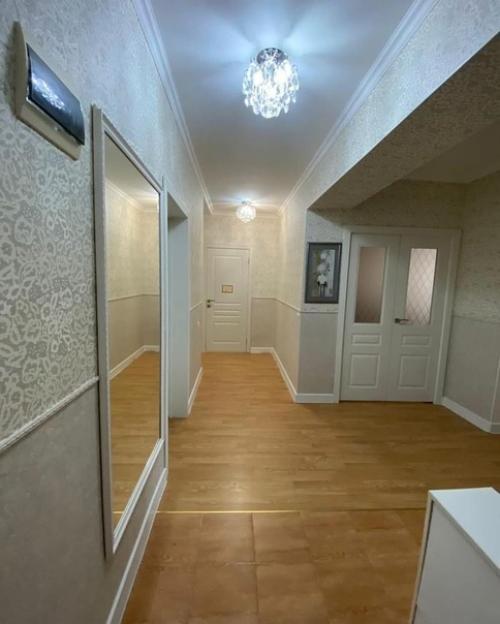 После однушки эта квартира просто дворцом кажется. 09