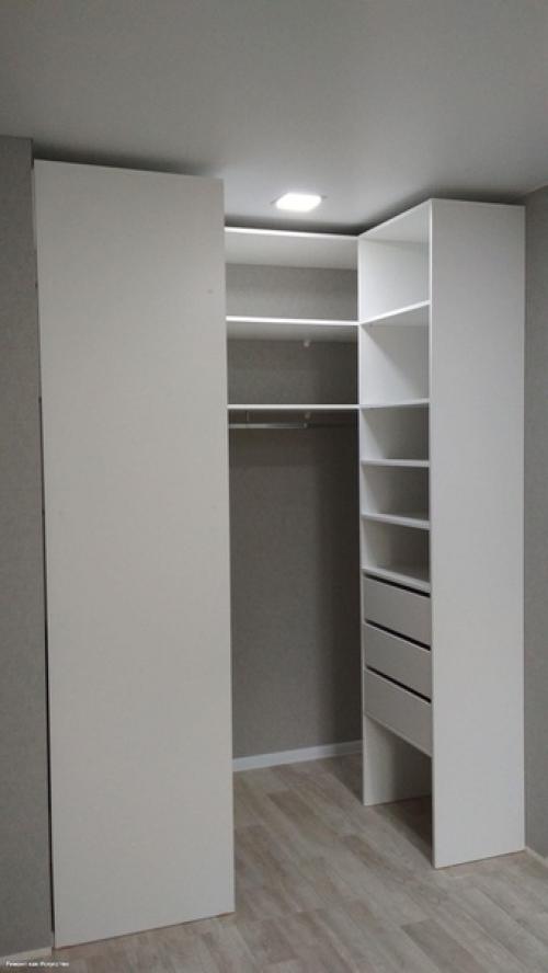 Сам собрал гардеробную. 08