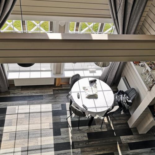 Строительство и отделка дома на стадии завершения. 03