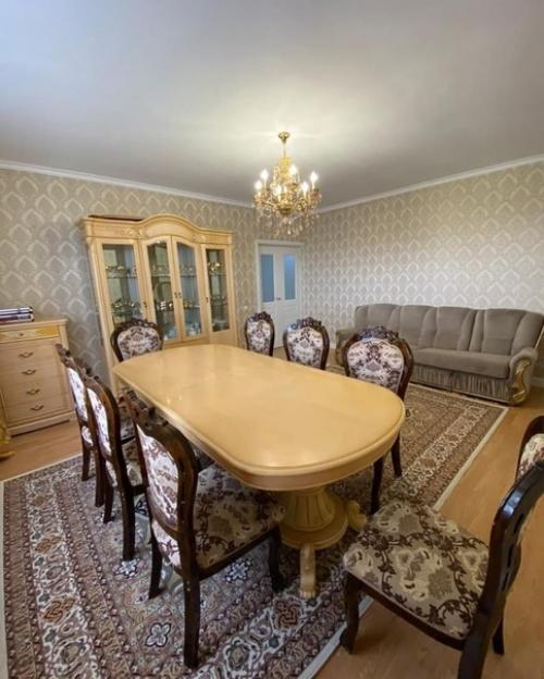 После однушки эта квартира просто дворцом кажется. 03