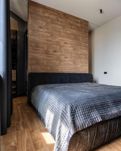 Эта кровать была изготовлена на заказ. 03