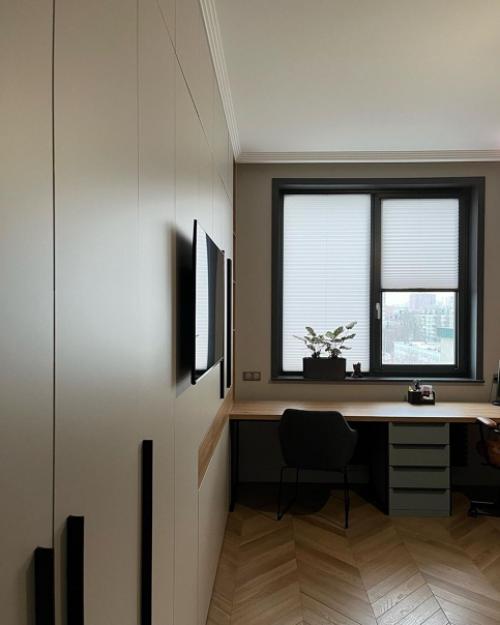 Современная детская комната для мальчика со всем необходимым. 04