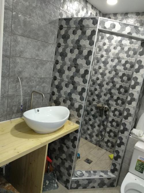 Вот и мы почти наш бюджетный ремонт в новостройке доделали. 02