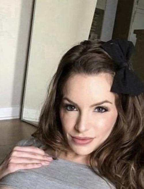 Кимми грейнджер горничная. Kimmy granger сестра. Кимми грейнджер селфи. Кимми грейнджер молодая. Kimmy granger сестра.