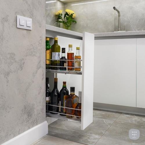 Анон плиз.  Наша красавица. 07