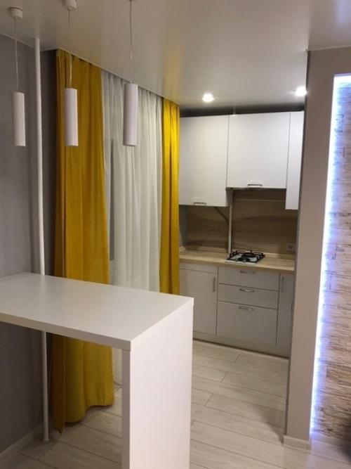 Немного ярких акцентов и квартира совершенно по-другому смотрится. 02