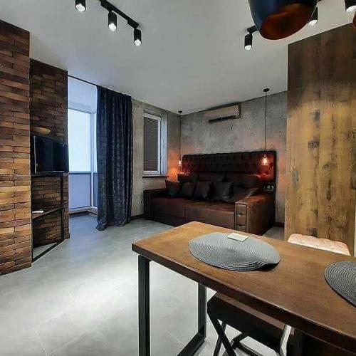 Однокомнатная студия после капитального ремонта. 01