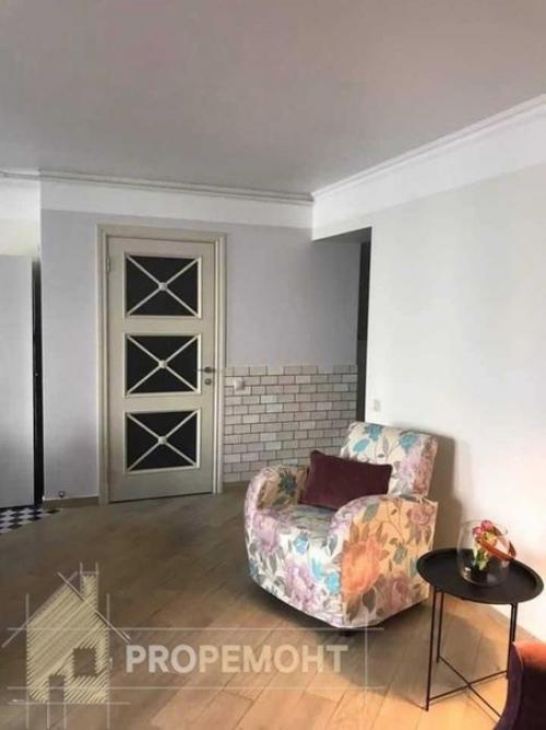 Предлагаю вашему вниманию уютную кухню - студию. 02