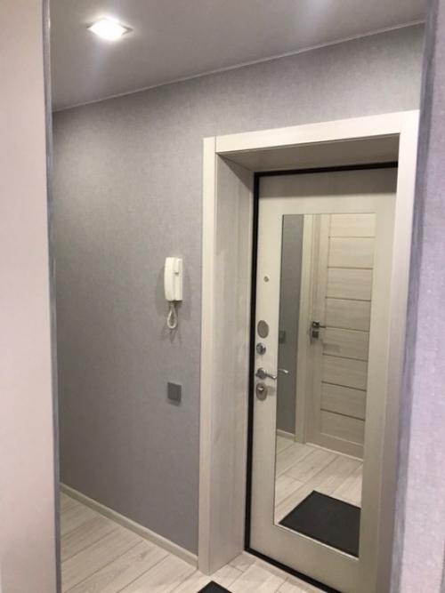 Немного ярких акцентов и квартира совершенно по-другому смотрится. 08