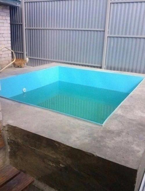 Да, стометровку не проплывёшь, но окунуться в жаркий денёк вполне. 03