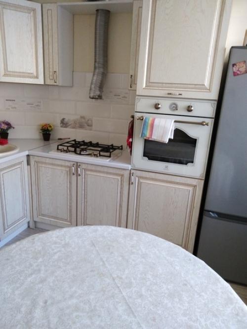 Мы делаем на кухне ремонт, в классич. 03