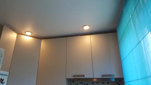 Моя маленькая кухня (5, 5 кв м) дизайн свой, исполнение кухни Мария. 03