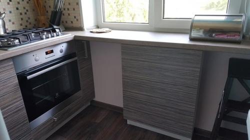 Моя маленькая кухня (5, 5 кв м) дизайн свой, исполнение кухни Мария. 02