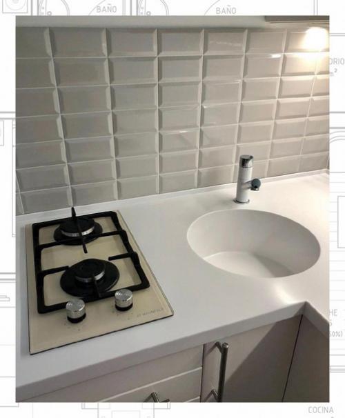 Вот такая кухонька в5, 5кв. 03