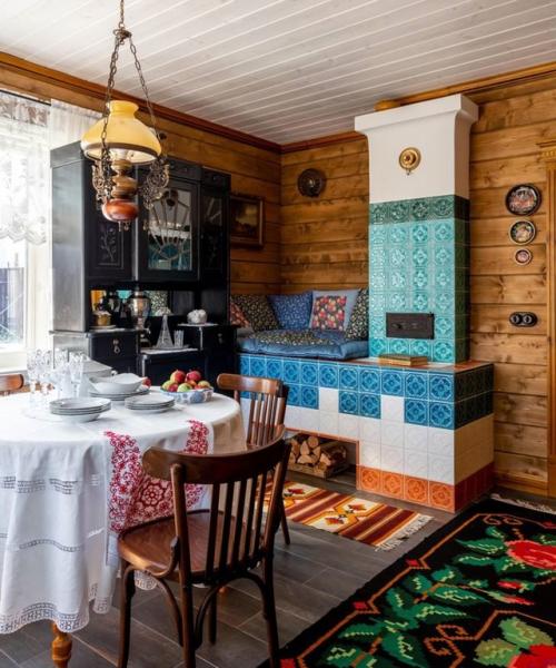 Атмосферный гостевой дом в духе русской усадьбы - место, где прошлое бережно переплетается с настоящим. 08