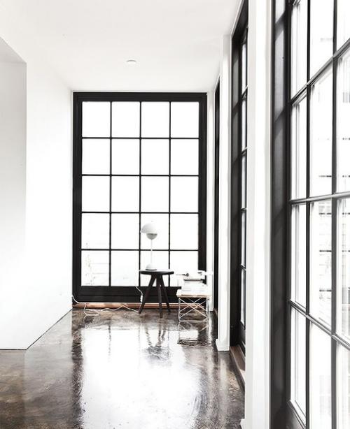 Французские окна от обычных своими размерами и высотой отличаются. 02