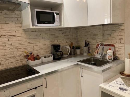 Наша комната в малосемейке. 01